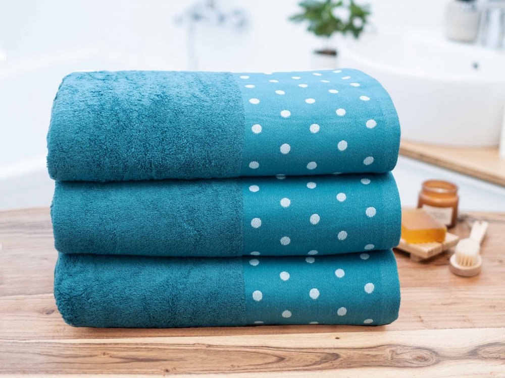 Dotty Elegance Export Towel - Kerosene