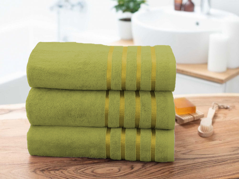 Experience the Softness and Absorbency of Our Bamboo Towels  - Ultra-soft and gentle on skin - Highly absorbent and quick-drying - Eco-friendly and sustainable bamboo material - Hypoallergenic and antibacterial properties - Perfect for bath, beach, or gym use  Upgrade your towel game with our luxurious bamboo towels! Soft, absorbent, and eco-friendly, they're perfect for anyone looking for a comfortable and sustainable bathing experience.